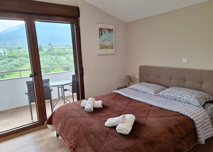 Luxury Suite With Sea And Olympus View